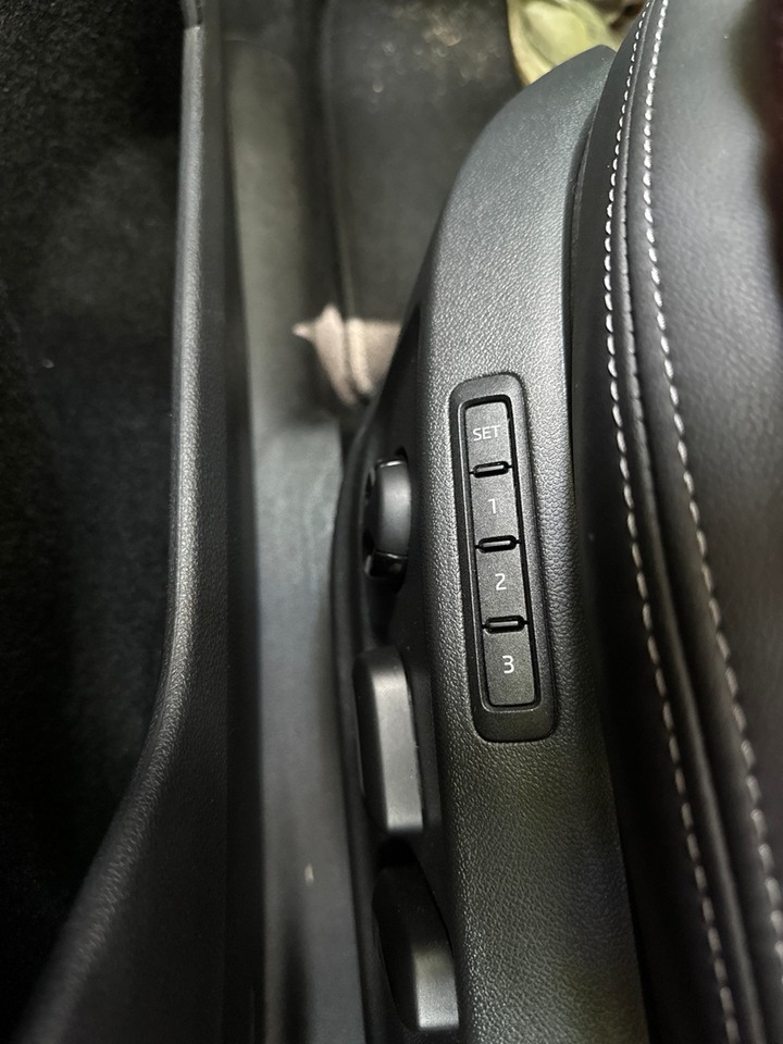 MY Skoda Kodiaq (不一樣的開箱-圖多+心得) 有功能使用心得與分析