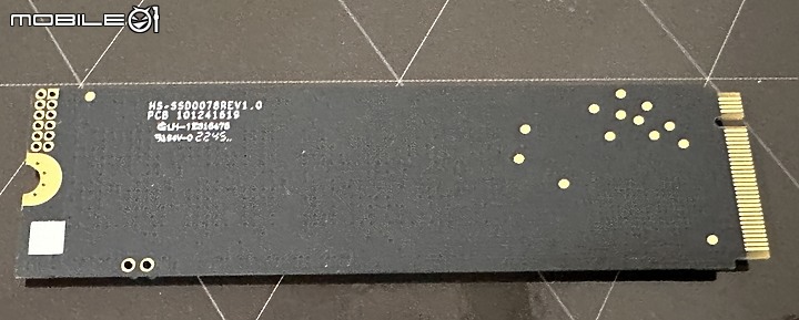 讀 7400 MB/s新生力軍 TEAMGROUP MP44 Gen4 SSD 簡單開箱