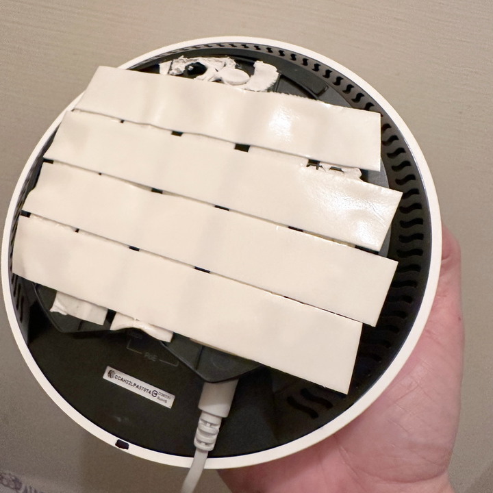 TP-Link Deco X50-PoE（3入組）設定超簡易，壁掛散熱強，無線網路速度有保障。