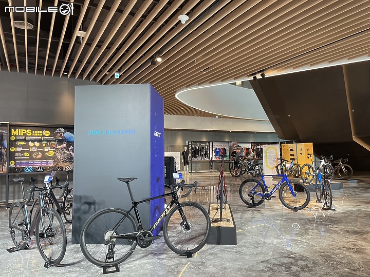 2024 GIANT TAIWAN 新車發表會 | 現場直擊 | 全面競化 騎佔浪頭