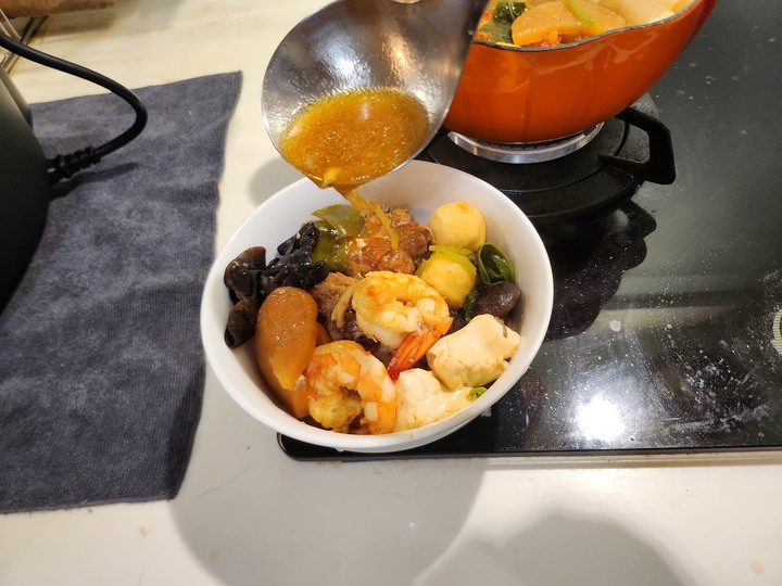 試做黃燜雞米飯