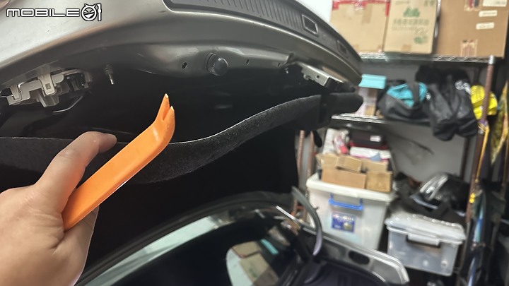 Superb 二代後尾箱門六角鎖鎖塊更換DIY
