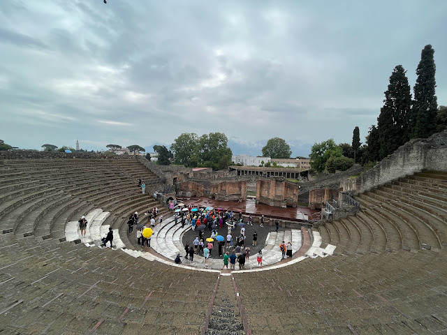 2023歐遊美術館40天 - 第8天 - 與古城龐貝 (Pompeii) 和美麗的拿坡里 (Napoli)地鐵站相遇!