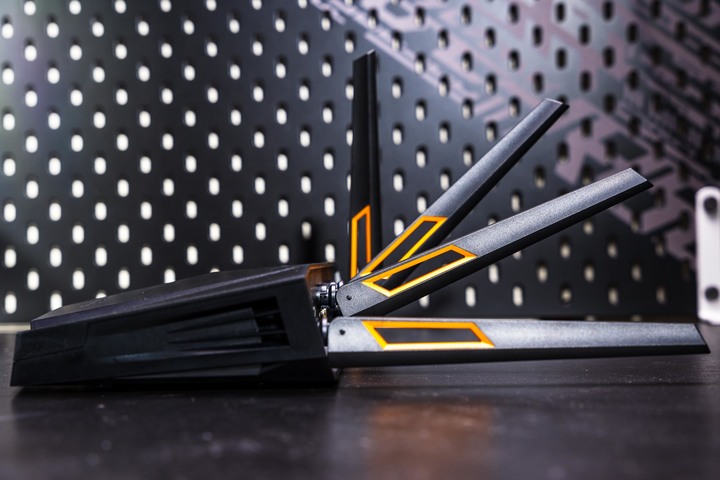 【開箱】擁抱極速2.5GbE!華碩 ASUS TUF Gaming AX4200 電競無線路由器!