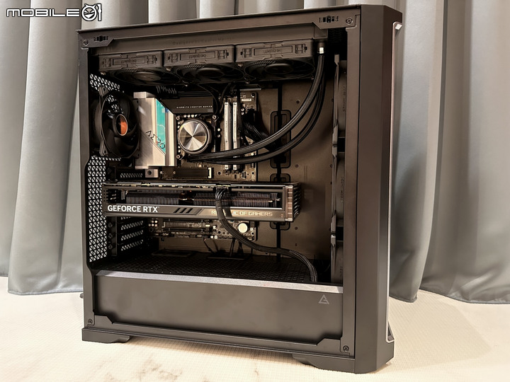 ANTEC 旗艦機殼 Performance 1 FT