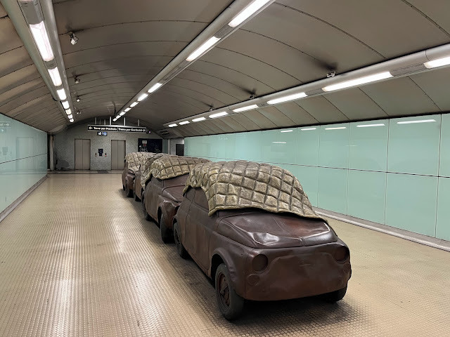 2023歐遊美術館40天 - 第8天 - 與古城龐貝 (Pompeii) 和美麗的拿坡里 (Napoli)地鐵站相遇！