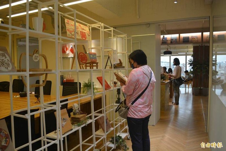 台中最美獨立書店 羅布森撐10年今熄燈