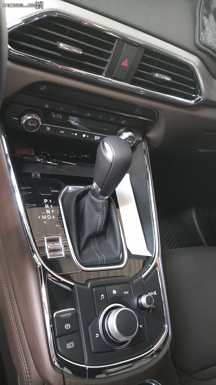 2023年 25T AWD Signatrue Captain SEAT CX-9 新車到