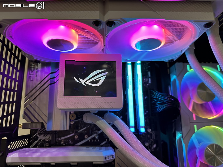 [開箱] 白色信仰 ROG 龍神 III RYUJIN III 240 一體水冷