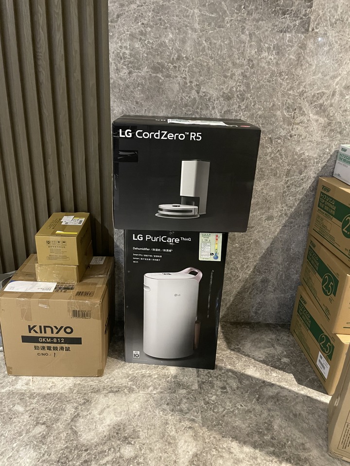 【體驗文】LG雙變頻除濕機 x R5T 濕拖清潔機器人-廢物媽媽必購懶人神器