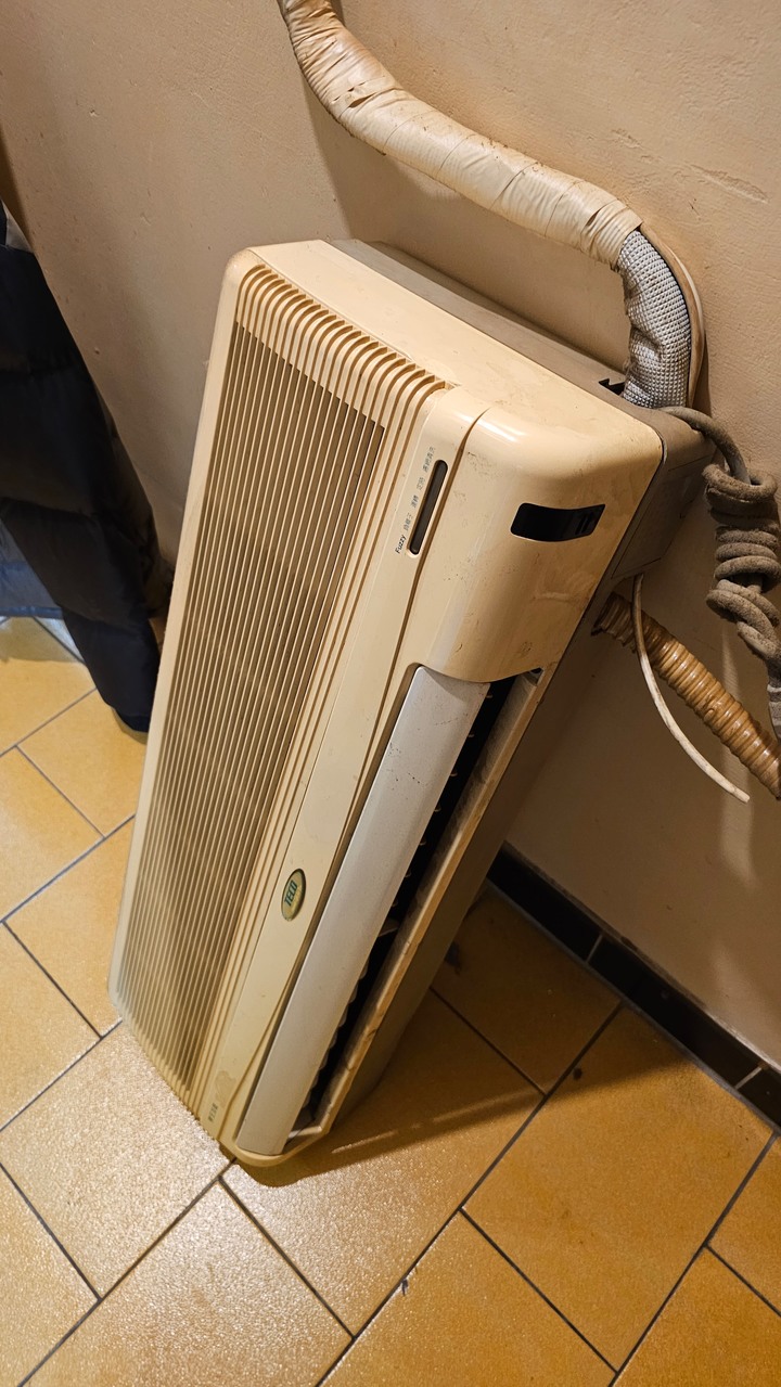 房間冷氣升級囉(開利冷氣)