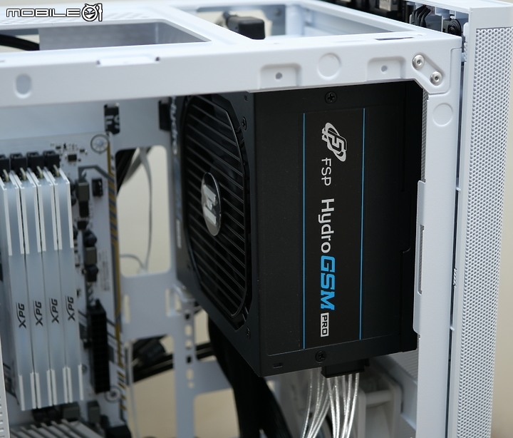 [開箱] 外型散熱兼顧 FSP全漢 CST360(W) 白