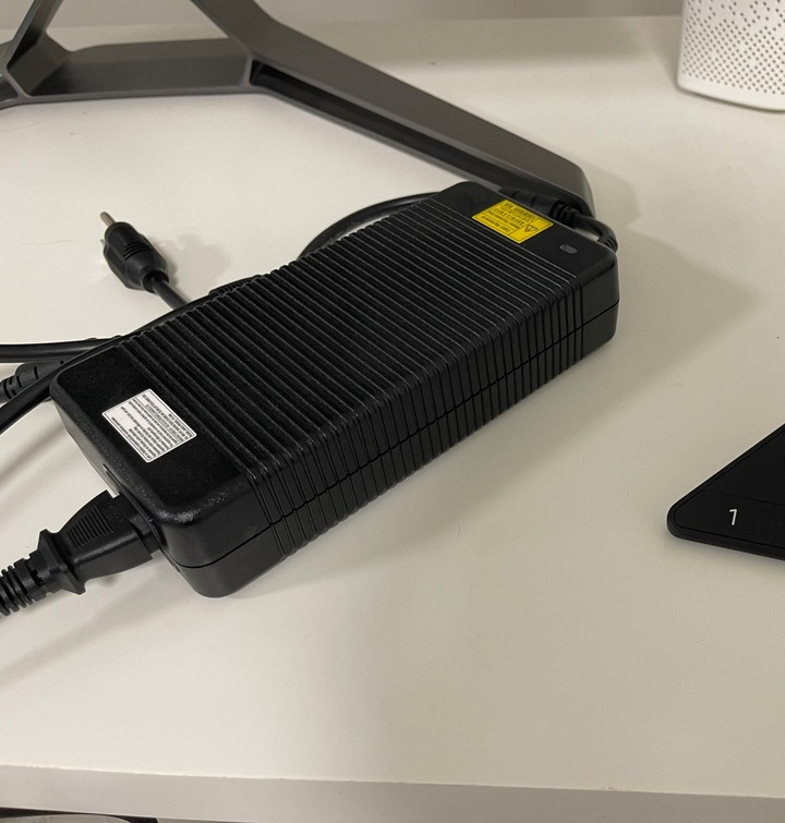 AOC AGON PD32M開箱分享~