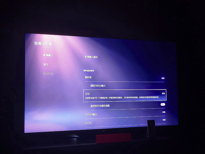 感受黑與光的力量SHARP AQUOS XLED 4K智慧聯網顯示器心得分享