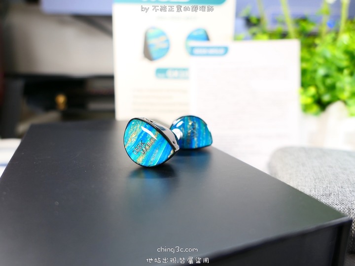 [不務正業護理師開箱]GEEK WOLD GK100 入耳式耳機～香爆好物！採用九顆單體還搭配 HAKUGE 三合一線材？！～