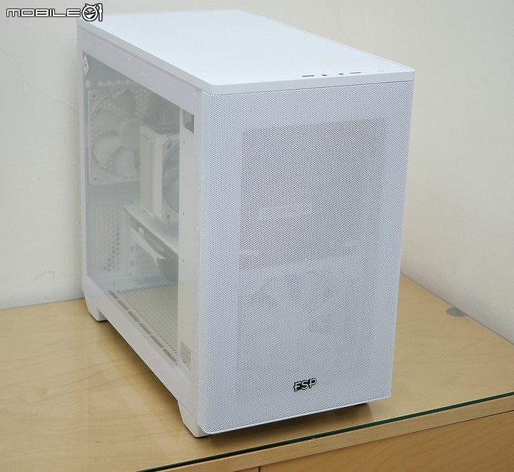 [開箱] 外型散熱兼顧 FSP全漢 CST360(W) 白