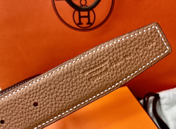 Hermes 槌金釦頭 雙色皮帶