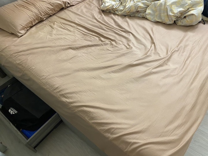 GAGU雲朵沙發+床架開箱