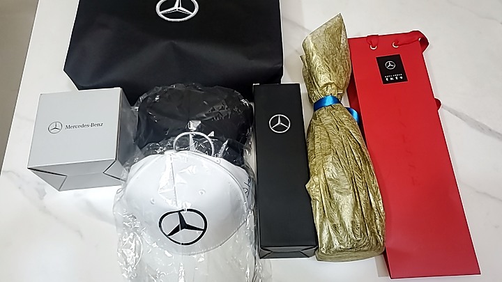 點我看大圖 小弟的23年GLC300(X254)開箱~1