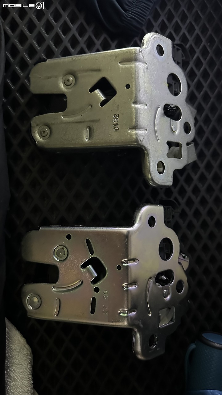 Superb 二代後尾箱門六角鎖鎖塊更換DIY