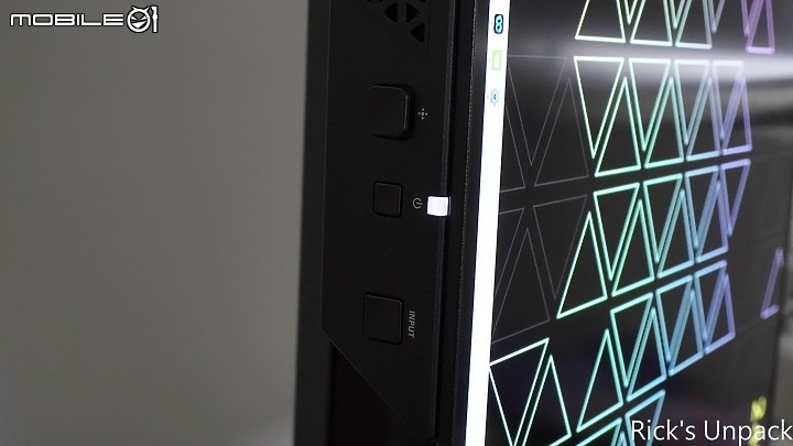 點我看大圖 【開箱】OLED電競螢幕初體驗 | CORSAIR XENEON 27QHD240 OLED