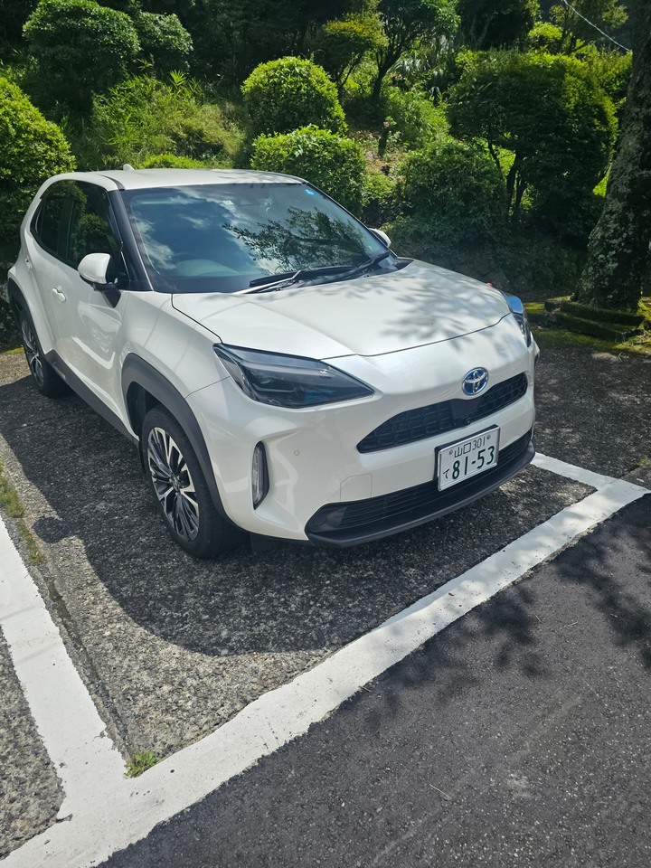 yaris cross 日規油電版
