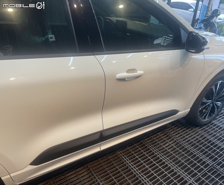 [開箱] 2023 Kuga 250 ST Line