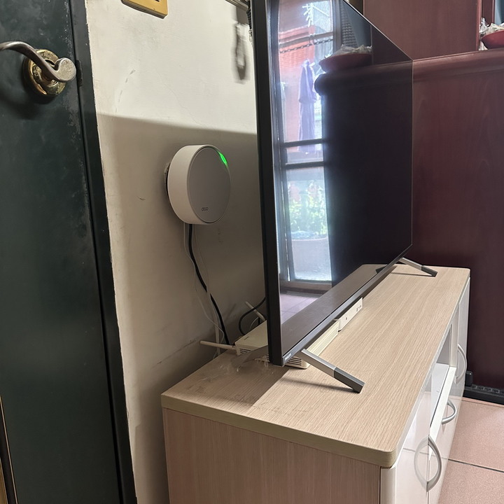 TP-Link Deco X50-PoE（3入組）設定超簡易，壁掛散熱強，無線網路速度有保障。