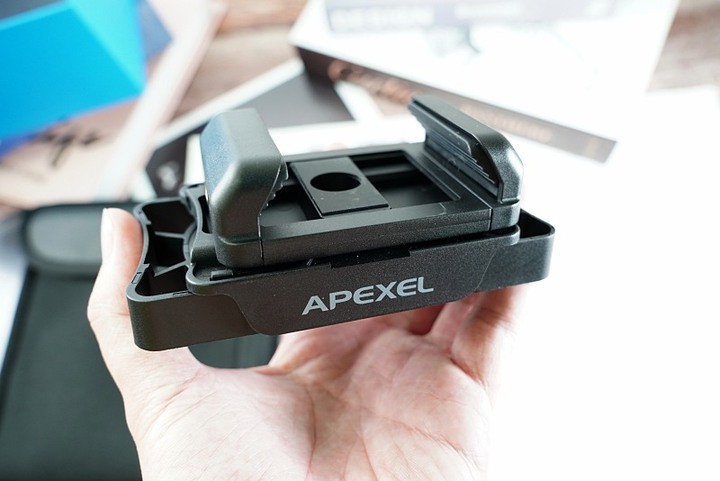 [開箱]APEXEL 12倍雙筒望遠鏡防水專業戶外找峰觀鳥觀星雙筒外接手機望遠鏡