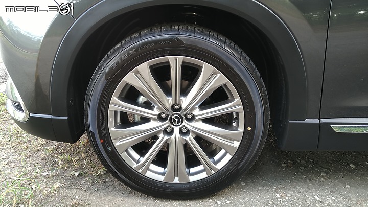 2023年 25T AWD Signatrue Captain SEAT CX-9 新車到