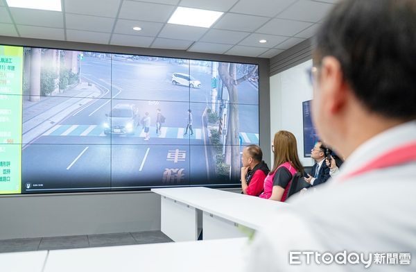 桃園交通科技執法中心啟用張善政：打造「智慧桃園」第一步