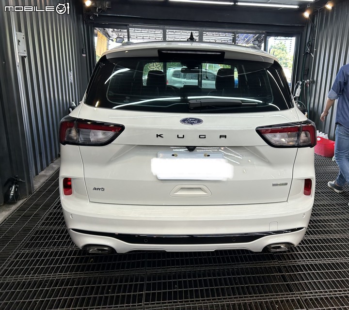[開箱] 2023 Kuga 250 ST Line