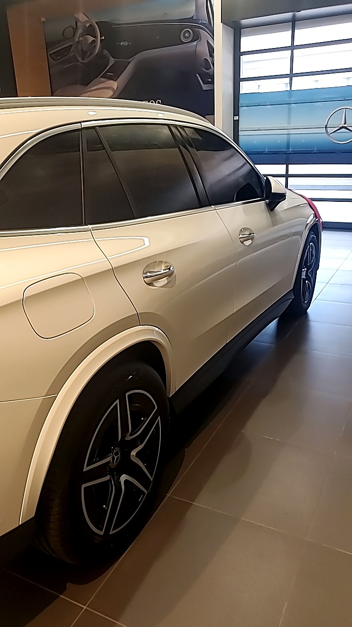 點我看大圖 小弟的23年GLC300(X254)開箱~1