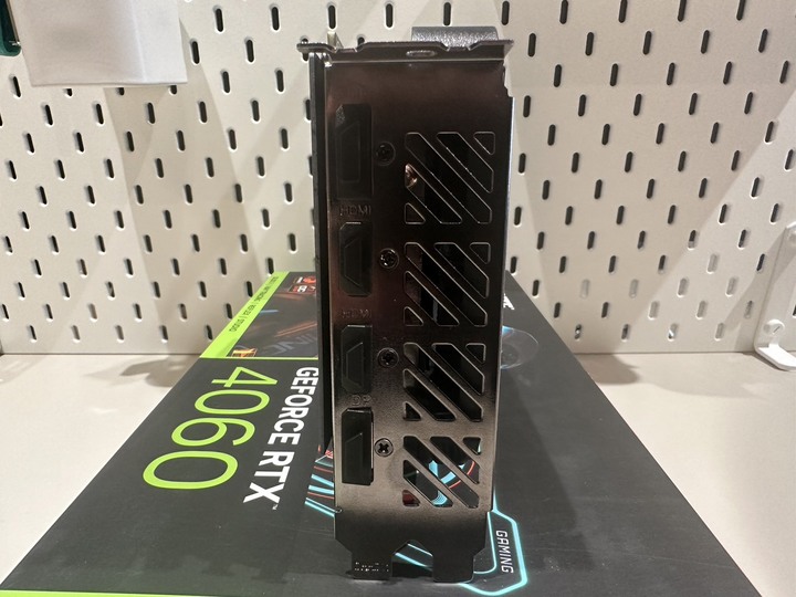 開箱G排 GeForce RTX 4060 Gaming OC 8G
