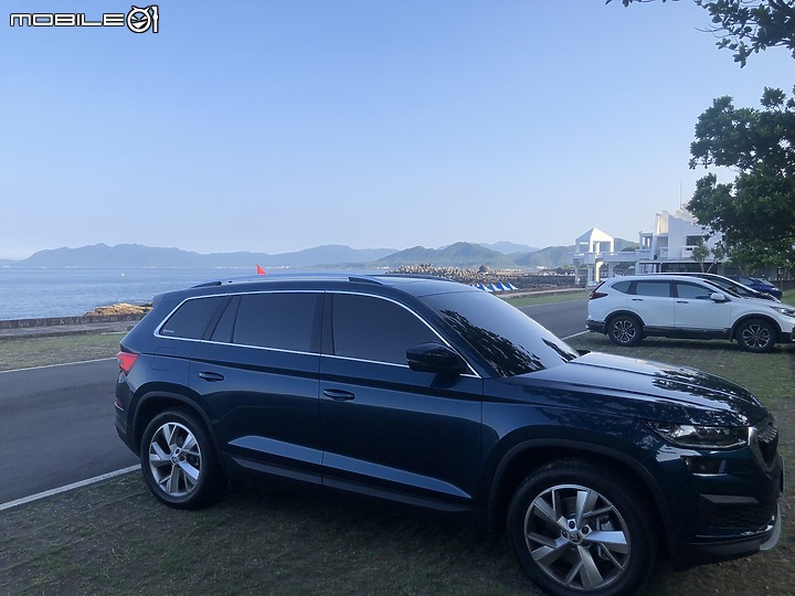 點我看大圖 #徐府遮陽簾分享 SKODA 棕熊 KODIAQ 專車專用遮陽簾