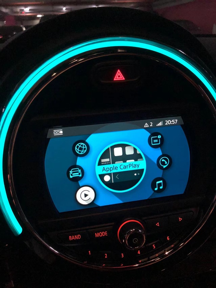 DIY 使用Feature install 開啟BMW 原廠Entrynav2 Carplay FSC 143