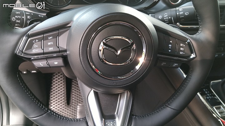 2023年 25T AWD Signatrue Captain SEAT CX-9 新車到