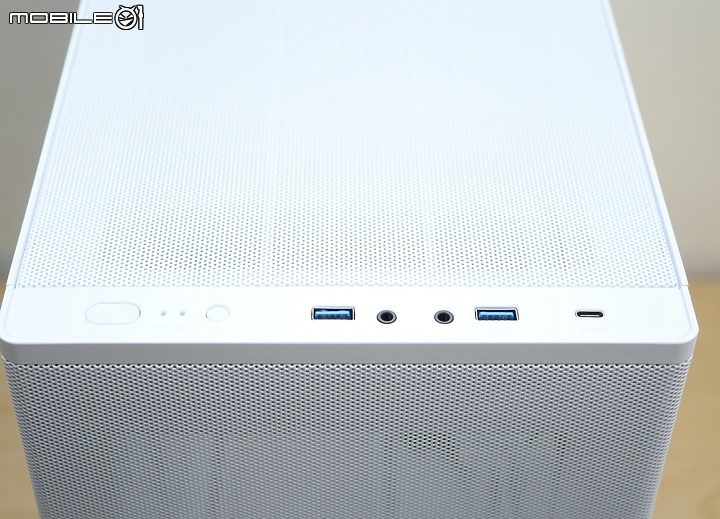 [開箱] 外型散熱兼顧 FSP全漢 CST360(W) 白