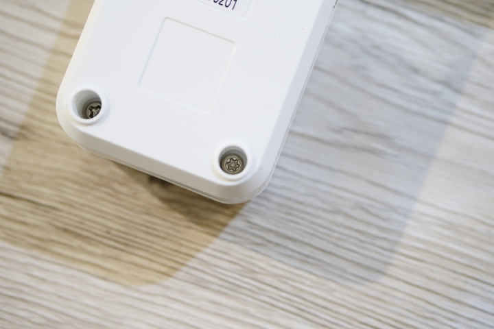 點我看大圖 CyberPower Surge Protection 碩天防突波延長用電源線兩入組 簡易開箱