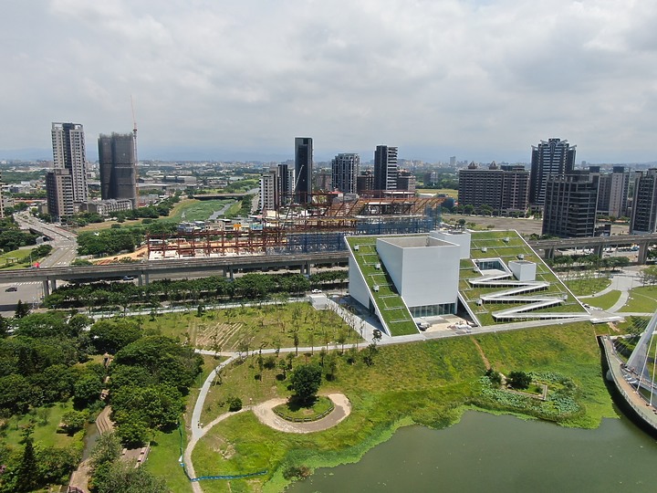 點我看大圖 2023 青埔景觀水岸最終章 和發建設 領航南路案