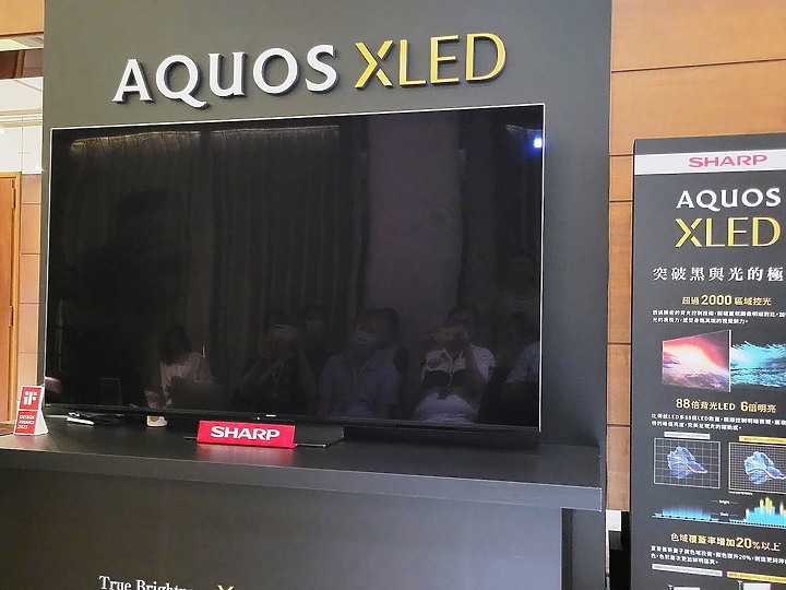 感受黑與光的力量SHARP AQUOS XLED 4K智慧聯網顯示器心得分享