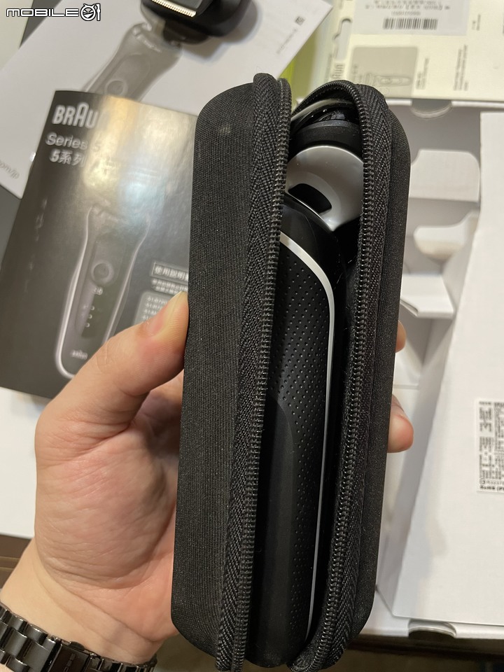 父親節-全年最適合入手刮鬍刀的時候【德國百靈BRAUN】電動刮鬍刀Series 5開箱分享與新舊款比較
