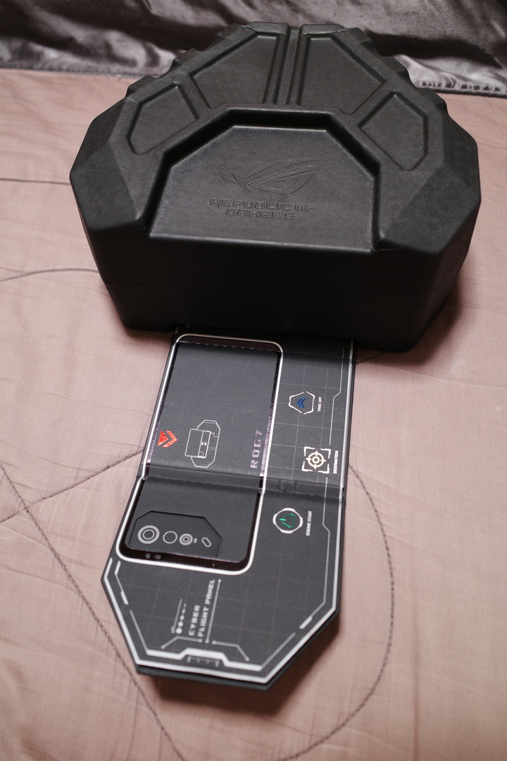 [開箱]: ROG 7 Ultimate簡單體驗