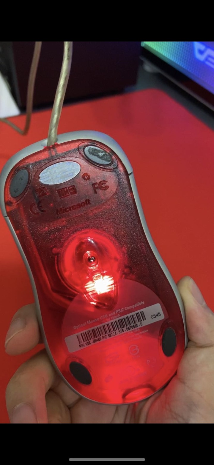 求大神鑑定滑鼠型號