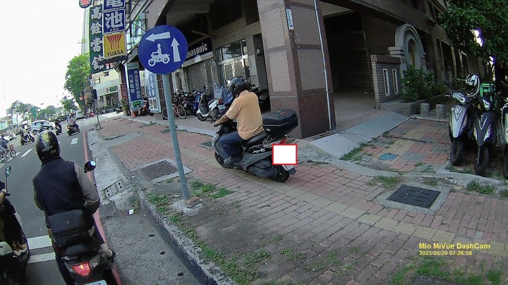 行人地獄，為什麼不加重行駛人行道罰款