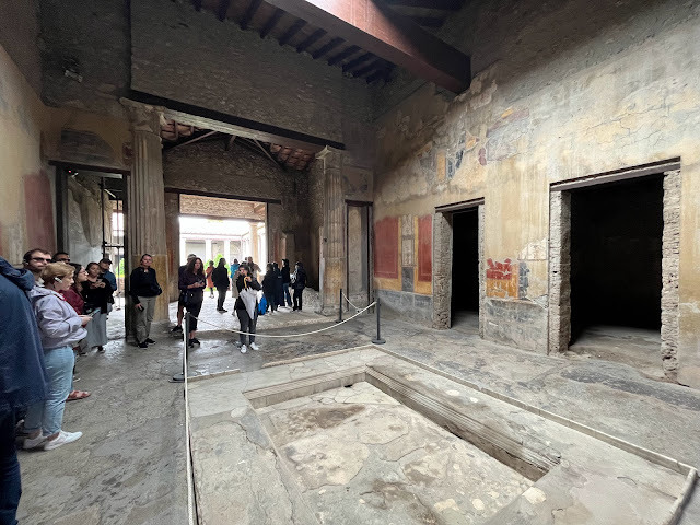 2023歐遊美術館40天 - 第8天 - 與古城龐貝 (Pompeii) 和美麗的拿坡里 (Napoli)地鐵站相遇!