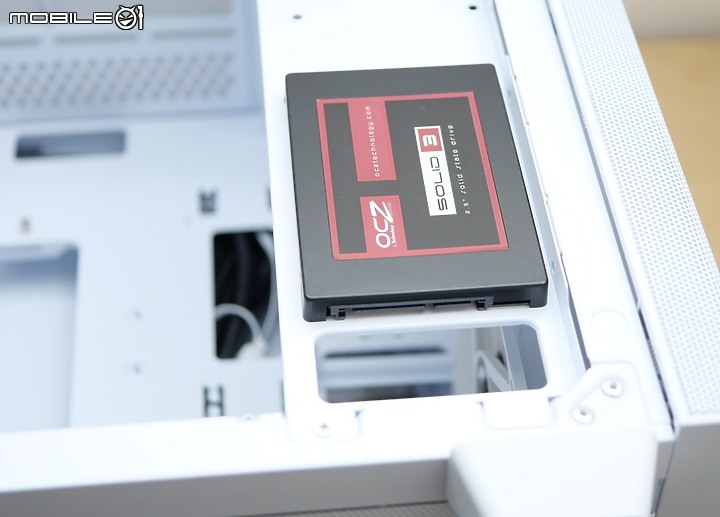 [開箱] 外型散熱兼顧 FSP全漢 CST360(W) 白