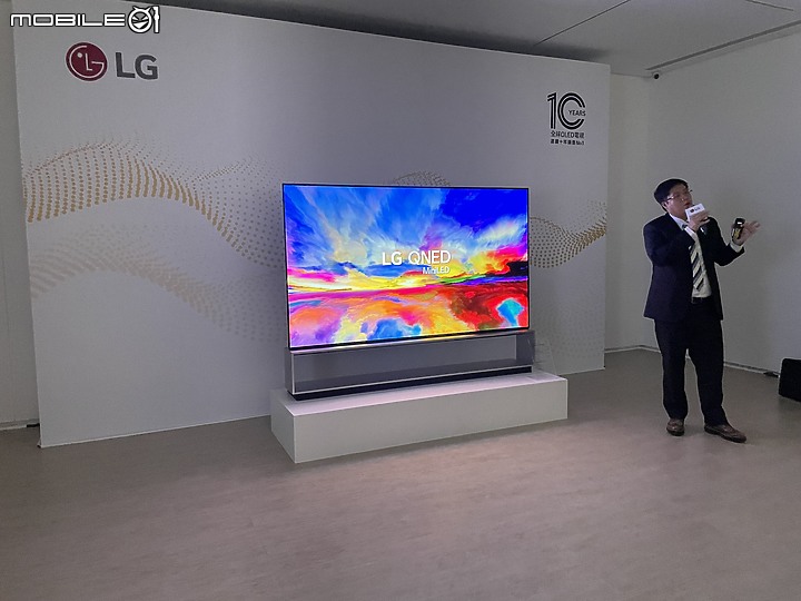 美型LG OLED evo 與藝術家劉呈祥的結合