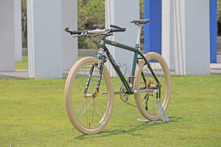 基本教義派的門票 1994 KLEIN Fervor (nebula green)