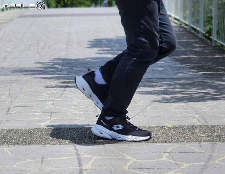 都會漫遊的好選擇 LOTTO AIRFLOW 5